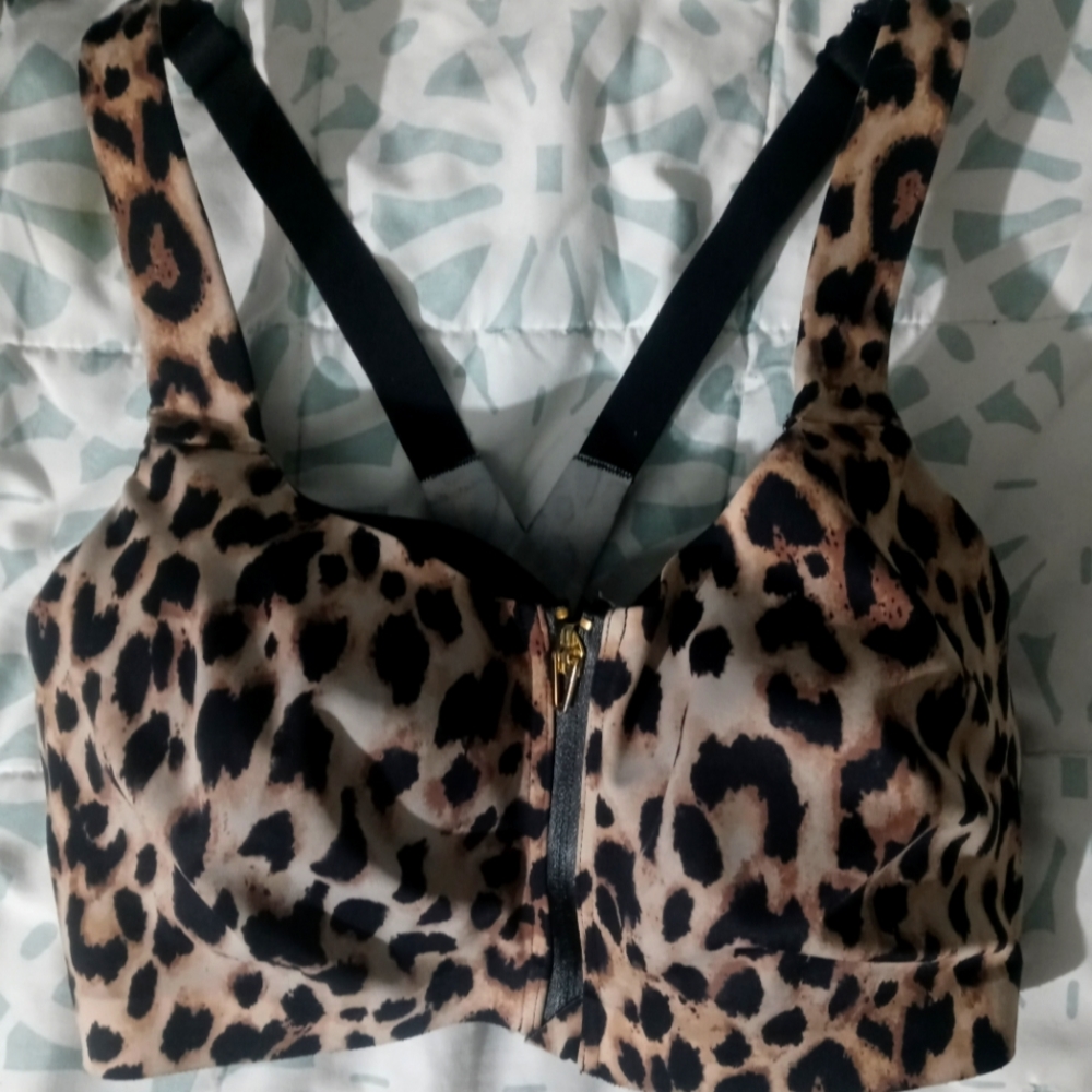 Victoria secret sports bra